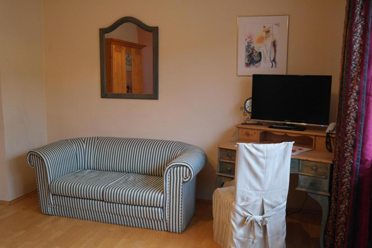 Gaestehaus Eschment Bissersheim Екстер'єр фото